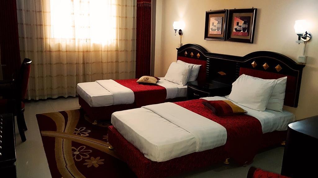 דאר א-סאלאם Urban Rose Hotel & Apartments מראה חיצוני תמונה