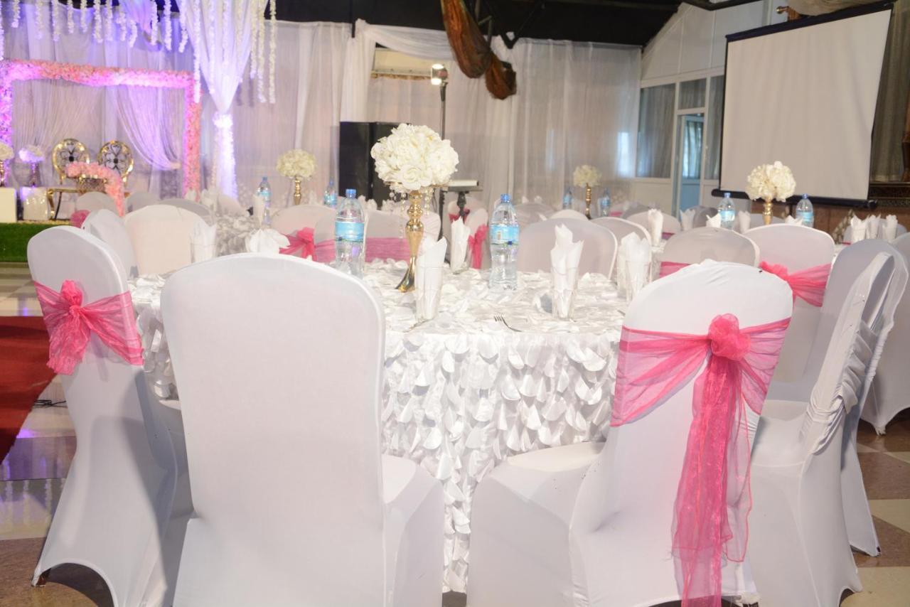 דאר א-סאלאם Urban Rose Hotel & Apartments מראה חיצוני תמונה