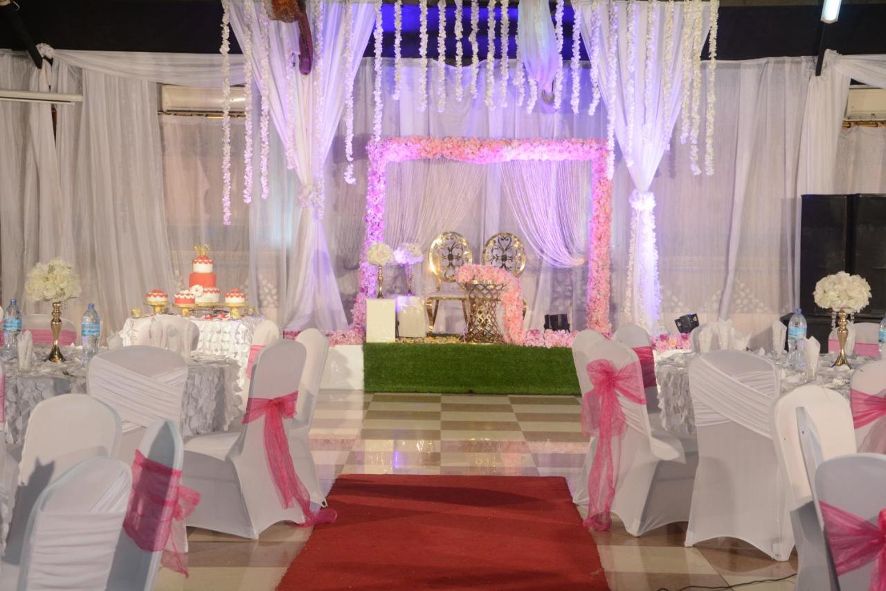 דאר א-סאלאם Urban Rose Hotel & Apartments מראה חיצוני תמונה